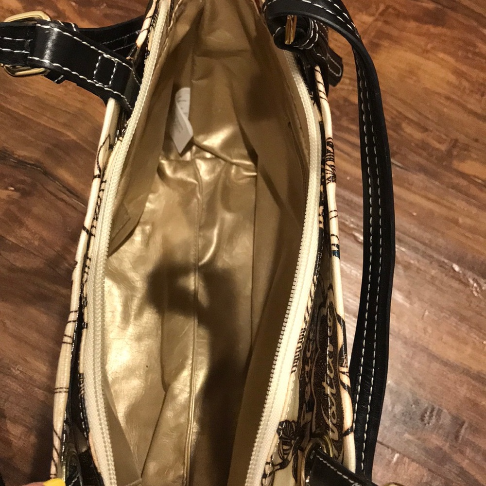 Sak Roots Peace Print Handbag - Picture 3 of 4
